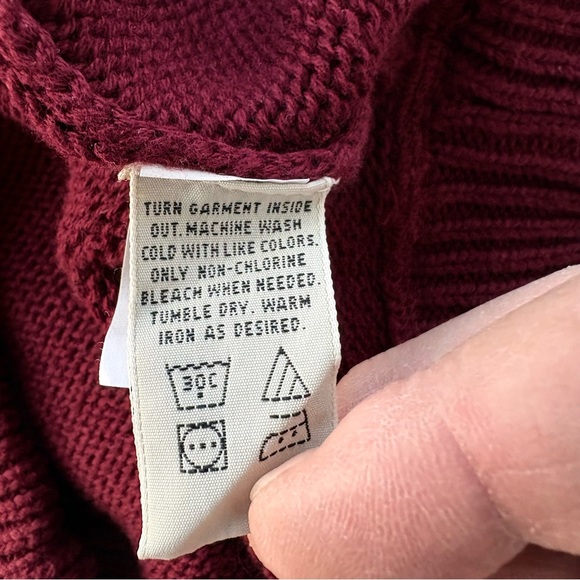 Eddie Bauer Men’s Size XL 100% Cotton Crew Neck Sweater In Dark Wine Tight Knit - Picture 3 of 5